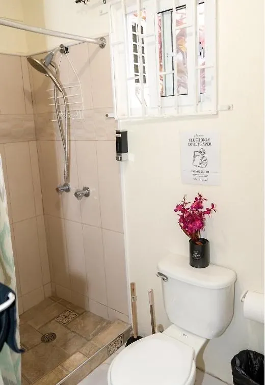 Apartment Mona Cottage Kingston Jamaica