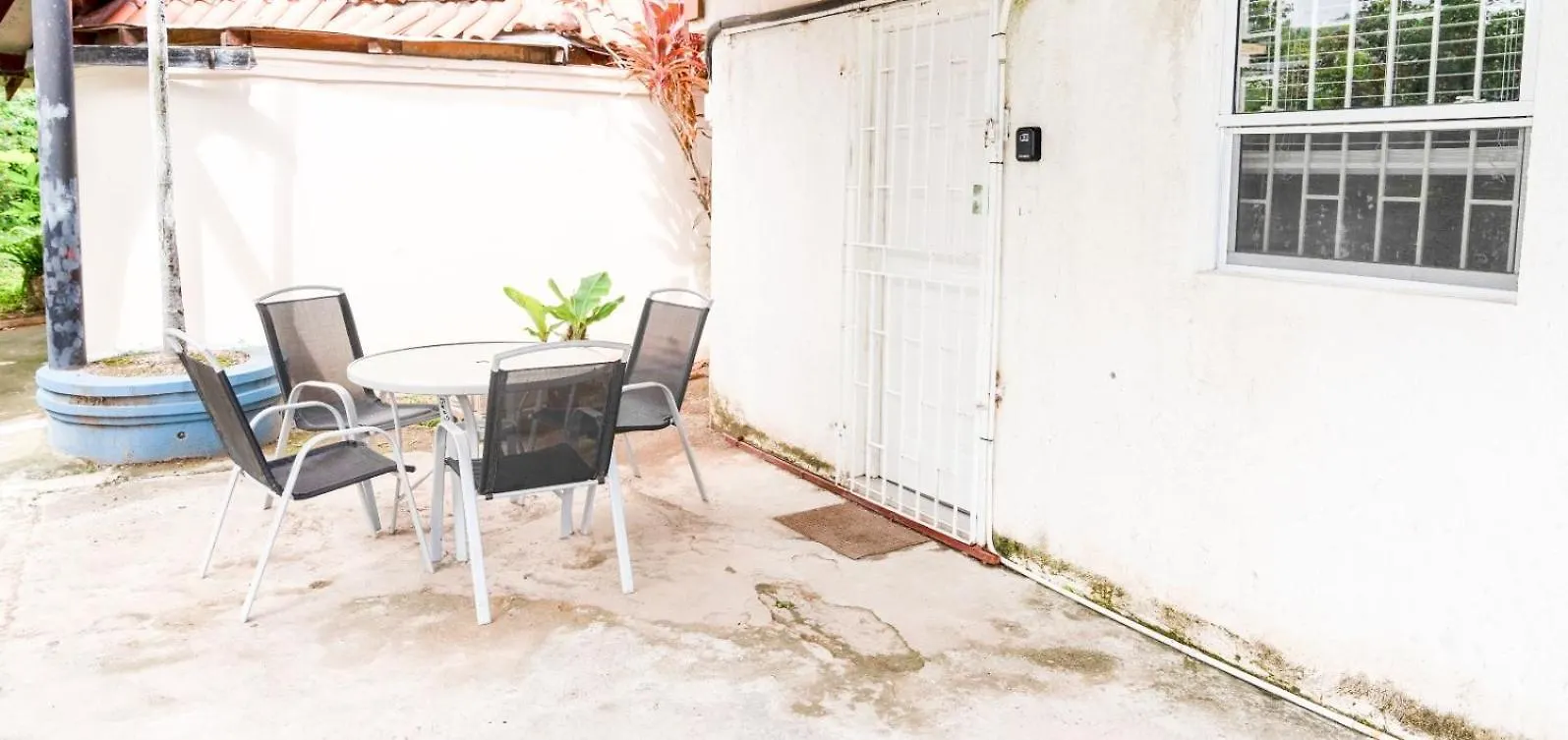 Mona Cottage Kingston Jamaica